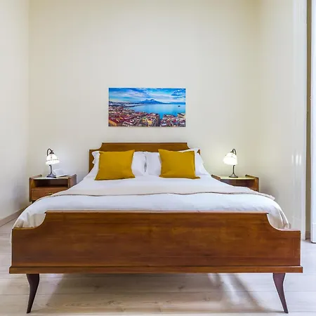 Apartment A Pochi Passi Da Piazza Del Gesu By Wonderful Italy *